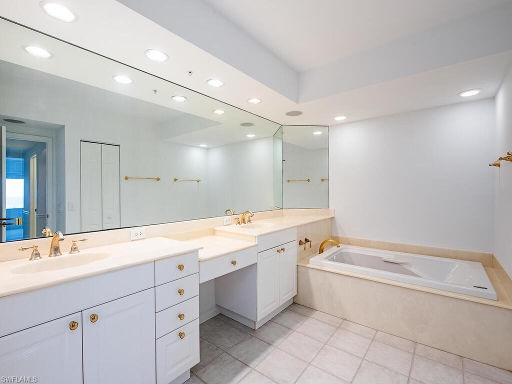 7425 Pelican Bay Blvd. #1005, Naples, Florida 34108