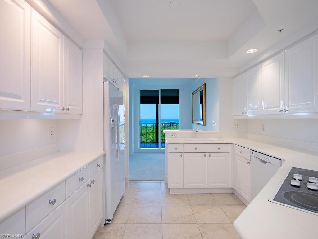 7425 Pelican Bay Blvd. #1005, Naples, Florida 34108