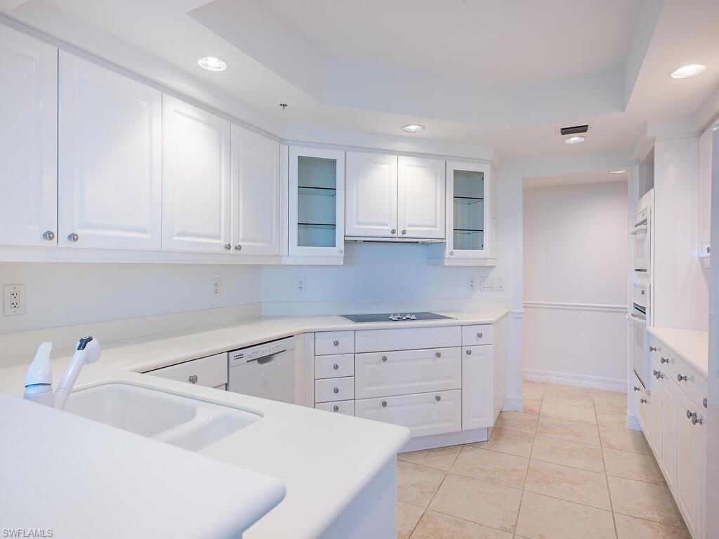 7425 Pelican Bay Blvd. #1005, Naples, Florida 34108