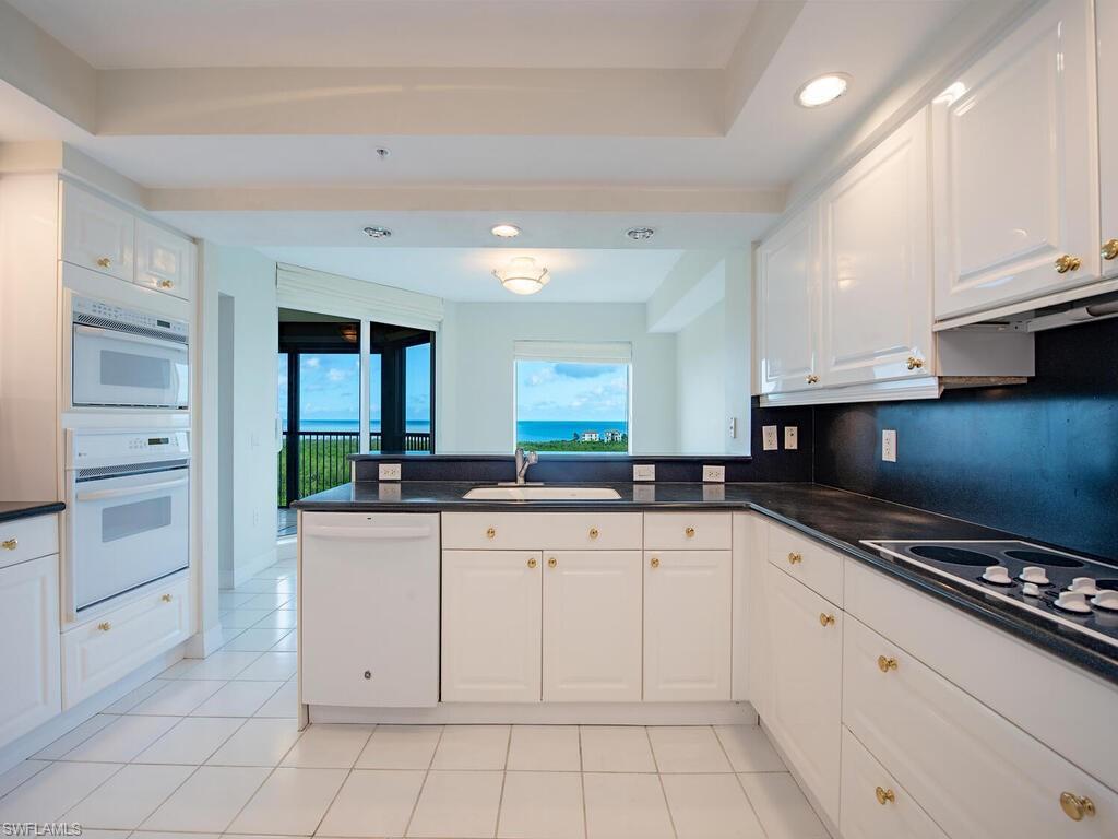 7425 Pelican Bay Blvd. #1103, Naples, Florida 34108